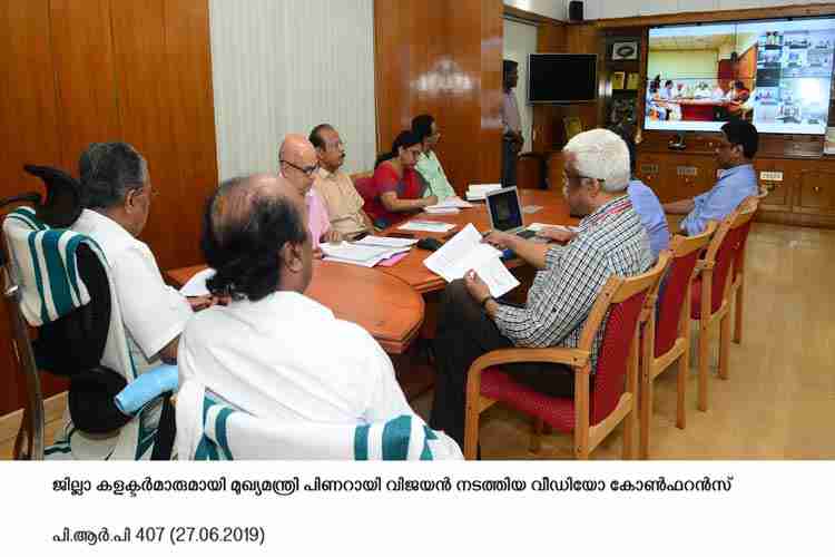 Chief Minister Pinarayi Vijayan video conferencing with District collectors