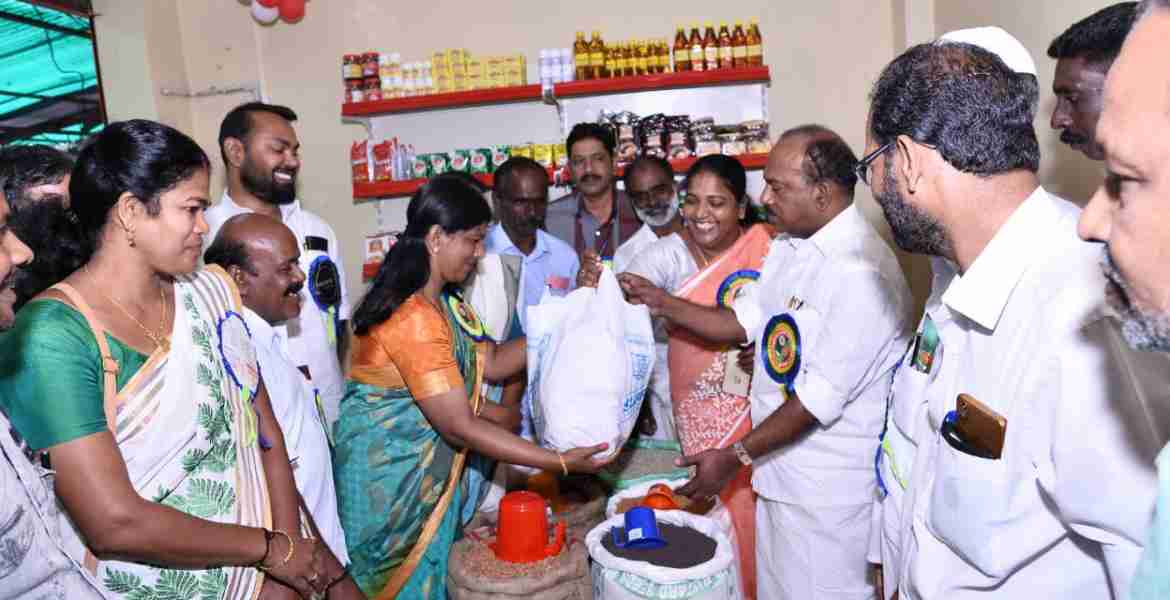 വണ്ടിപ്പെരിയാര്‍ മ്ലാമല മാവേലി സ്റ്റോര്‍ ഉദ്ഘാടനം