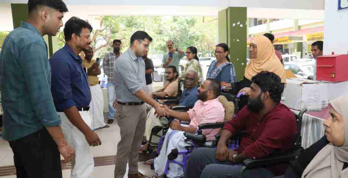 ഭിന്നശേഷിക്കാര്‍ക്ക് വീല്‍ചെയര്‍ വിതരണം ചെയ്തു