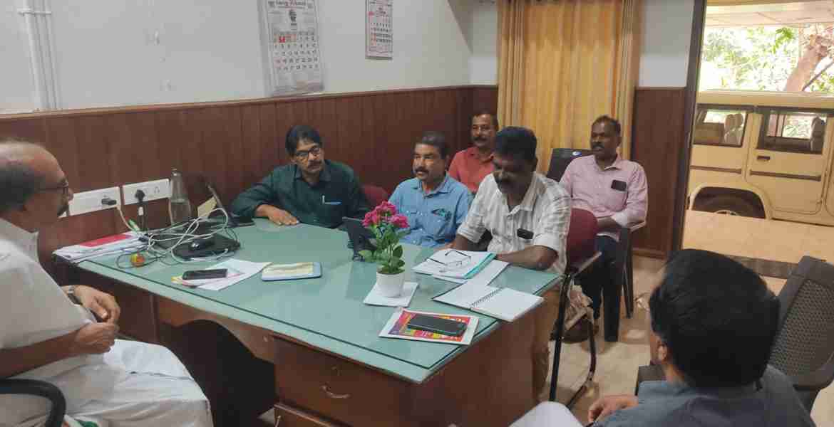 കെ പി കുഞ്ഞമ്മദ് കുട്ടി മാസ്റ്ററുടെ അധ്യക്ഷതയിൽ ചേർന്ന  യോഗം