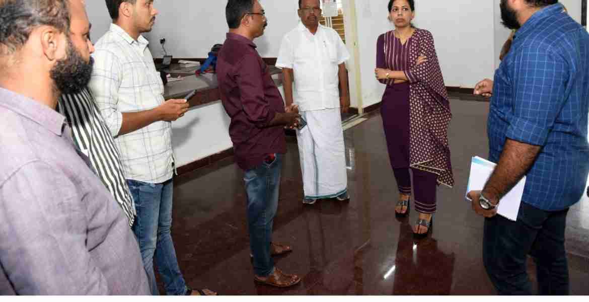  ഇ വി എം വെയര്‍ഹൗസ്  പരിശോധന