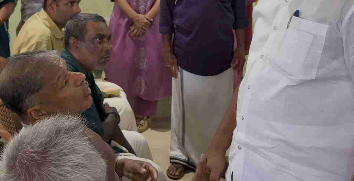 വെള്ളിമാട്കുന്നിലെ ഗവ. ആശാഭവന്‍ മന്ത്രി വി ഇ അബ്ദുല്‍ ഗഫൂര്‍ സന്ദര്‍ശിക്കുന്നു