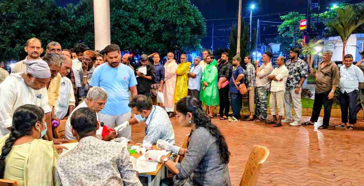 മലമ്പനി, മന്ത് രോഗനിര്‍ണയത്തിനായി നടത്തിയ രാത്രികാല രക്തപരിശോധന