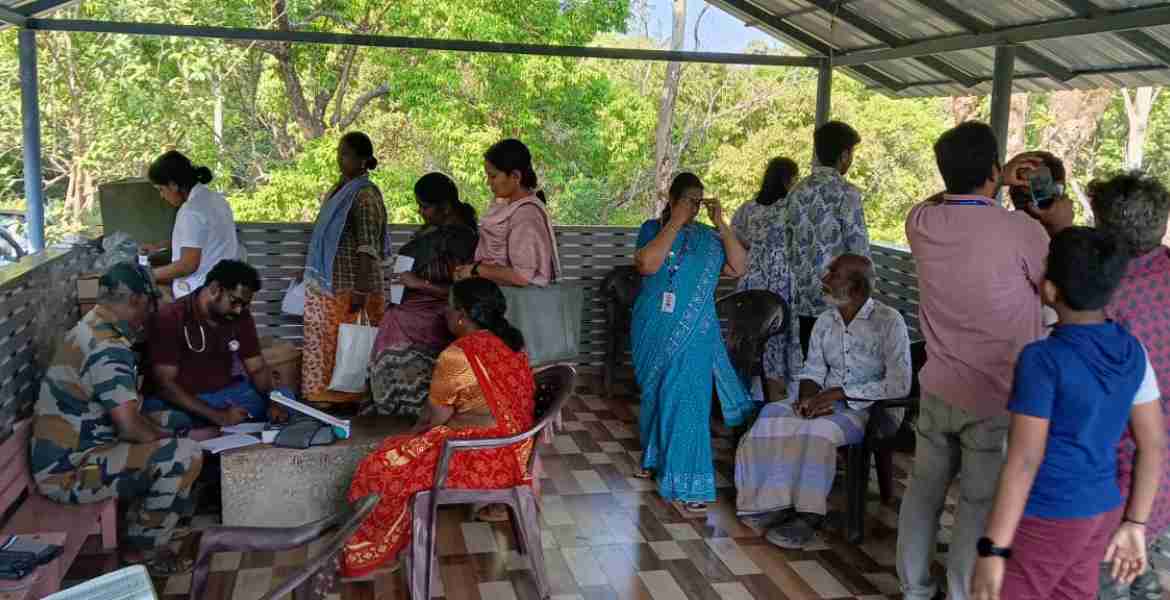  സ്ത്രീകള്‍ക്കായി ആരോഗ്യവകുപ്പ് ഗവിയില്‍ നടത്തിയ കാന്‍സര്‍ നിര്‍ണയ ക്യാമ്പ്