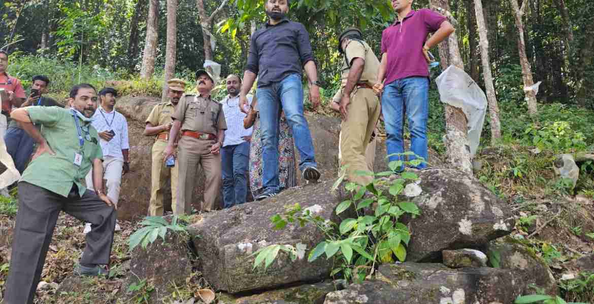 മകരവിളക്ക്കാഴ്ചയിടങ്ങളില്‍ സുരക്ഷ ഉറപ്പാക്കുന്നതിനോടനുബന്ധിച്ചുളള  ജില്ലാ കല്കടറുടെ സുരക്ഷാ പരിശോധന