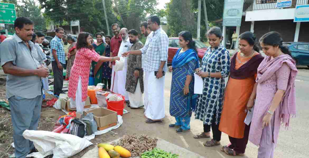 ഇരവിപേരൂരില്‍ നാട്ടുവിപണി