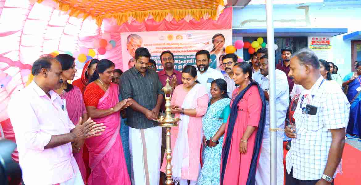 അരുവാപ്പുലം ഗ്രാമപഞ്ചായത്തിലെ  കൊക്കാത്തോട് പ്രാഥമികാരോഗ്യത്തിനു വേണ്ടിയുള്ള പുതിയ കെട്ടിടത്തിന്റെ നിര്‍മാണോദ്ഘാടനം അഡ്വ. കെ.യു ജനീഷ്‌കുമാര്‍ എംഎല്‍എ നിര്‍വഹിക്കുന്നു.