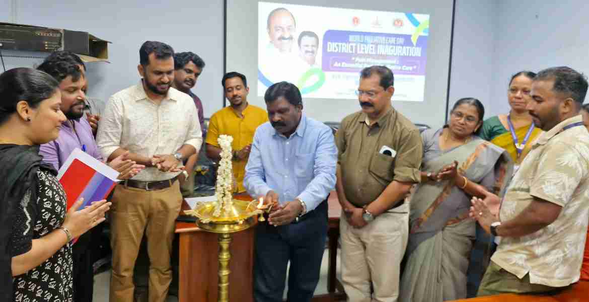 ലോക പാലിയേറ്റീവ് ദിനാചരണത്തിന്റെയും പരിശീലന പരിപാടിയുടെയും ഉദ്ഘാടനം കോഴഞ്ചേരി ജില്ലാ ആശുപത്രിയില്‍ ജില്ലാ മെഡിക്കല്‍ ഓഫീസര്‍ ഡോ. ജെ മണികണ്ഠന്‍ നിര്‍വഹിക്കുന്നു