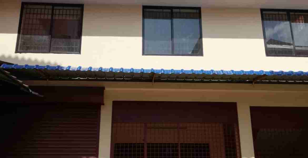  ഭരണപരിഷ്‌കാര കമ്മീഷന്‍ ചെയര്‍മാനും മലമ്പുഴ എംഎല്‍എയുമായ വിഎസ് അച്യുതാനന്ദന്റെ ആസ്തി വികസന ഫണ്ടില്‍ നിന്നും 50 ലക്ഷം രൂപ ചെലവഴിച്ച് നിര്‍മ്മിച്ച അകത്തേത്തറ കൃഷിഭവന്‍ കെട്ടിടം.