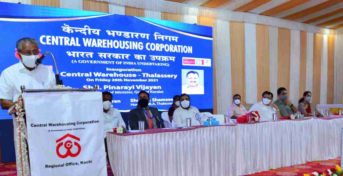  തലശ്ശേരി സെൻട്രൽ വെയർ ഹൗസ് മുഖ്യമന്ത്രി പിണറായി വിജയൻ ഉദ്ഘാടനം ചെെയ്യുന്നു
