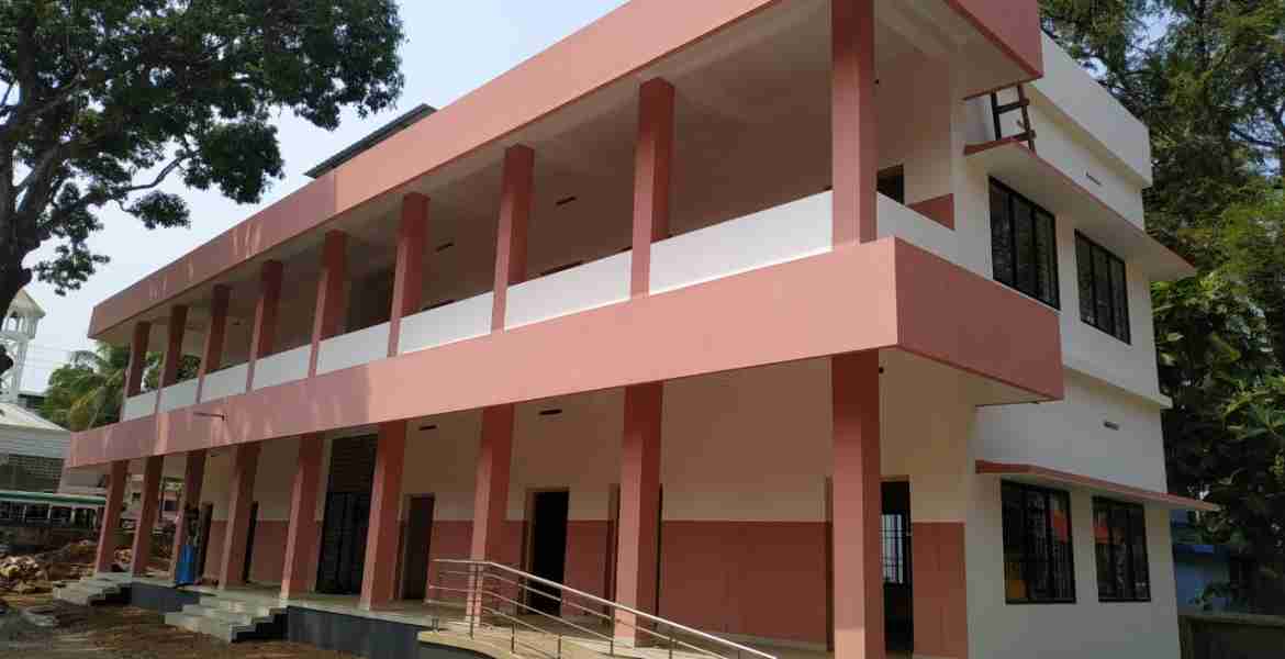 പുതിയ കെട്ടിടത്തിലേക്ക് കുമ്പളങ്ങി ജി.യു.പി സ്‌കൂള്‍  
