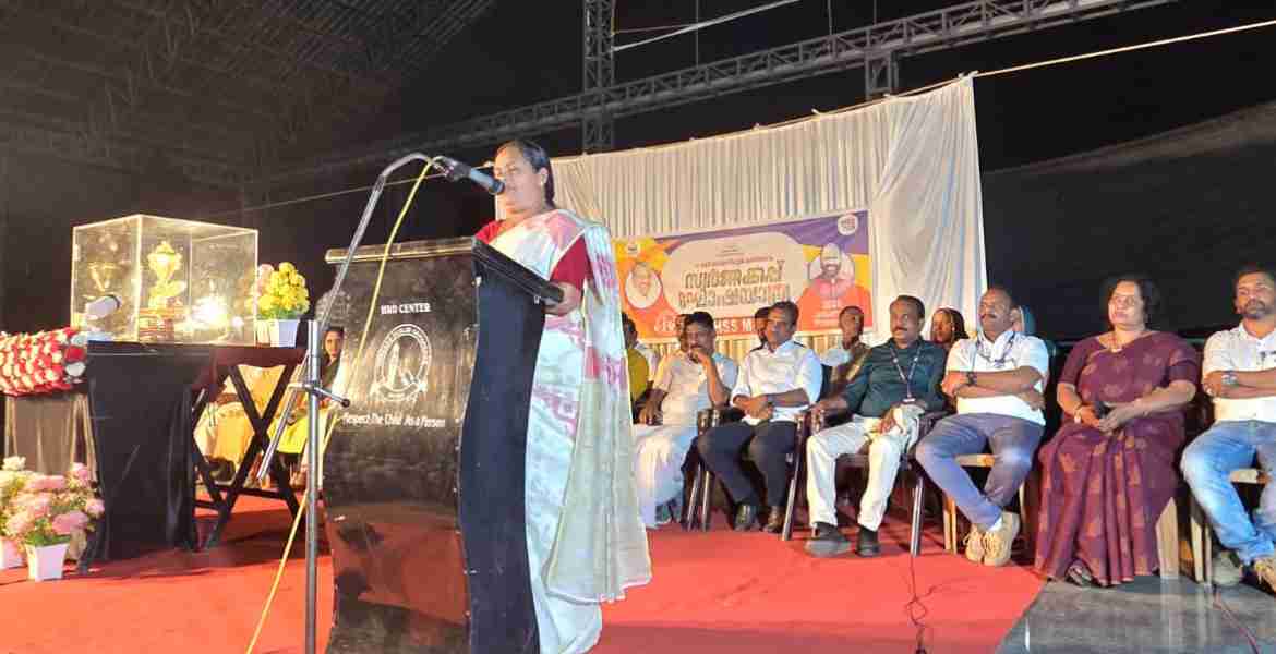 സംസ്ഥാന സ്കൂൾ കലോത്സവം സ്വർണ്ണക്കപ്പ് പ്രയാണ ജാഥക്ക് ജില്ലയിലെ മുട്ടിൽ ഓർഫനേജ് വൊക്കേഷണൽ ഹയർസെക്കൻഡറി സ്കൂളിൽ  സ്വീകരണം നൽകി. 