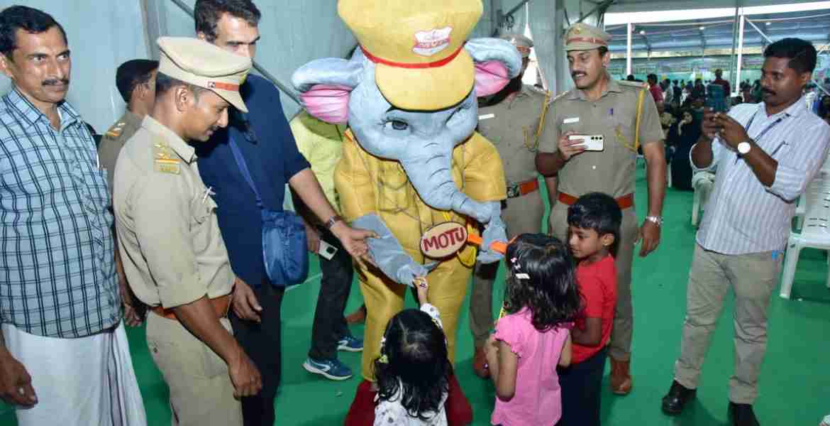 റോഡ് സുരക്ഷാ സന്ദേശവുമായി  മോട്ടു 
