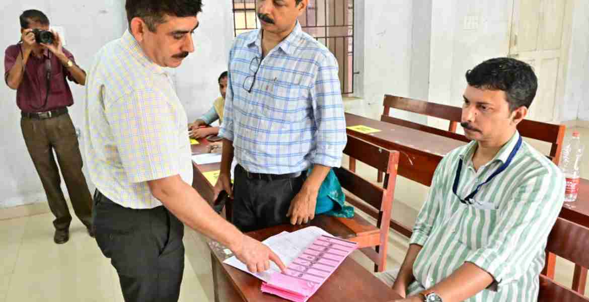 ജില്ലയിൽ അവശ്യ സർവീസ് ജീവനക്കാരുടെ വോട്ടിംഗ് തുടങ്ങി 