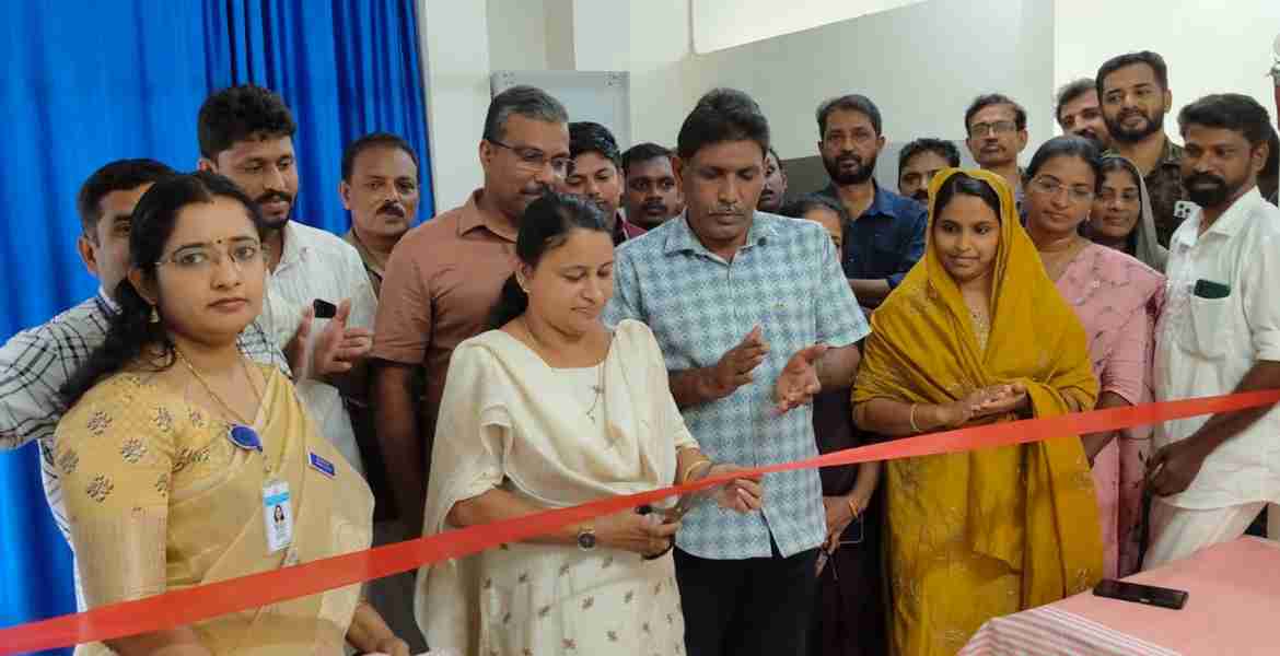 കൂടഞ്ഞി കുടുംബാരോഗ്യ കേന്ദ്രത്തില്‍ ഹീറ്റ് ക്ലിനിക്കിന്റെ ഉദ്ഘാടനം പഞ്ചായത്ത് പ്രസിഡന്റ് ബോബി ഷിബു നിര്‍വഹിക്കുന്നു