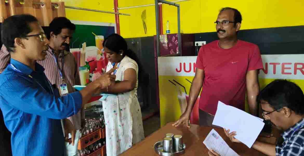ഓണം സ്‌പെഷ്യല്‍ ഡ്രൈവ്; ജില്ലയിലെ 1808 ഭക്ഷ്യ-പാനീയ വിതരണ കേന്ദ്രങ്ങളില്‍ പരിശോധന നടത്തി