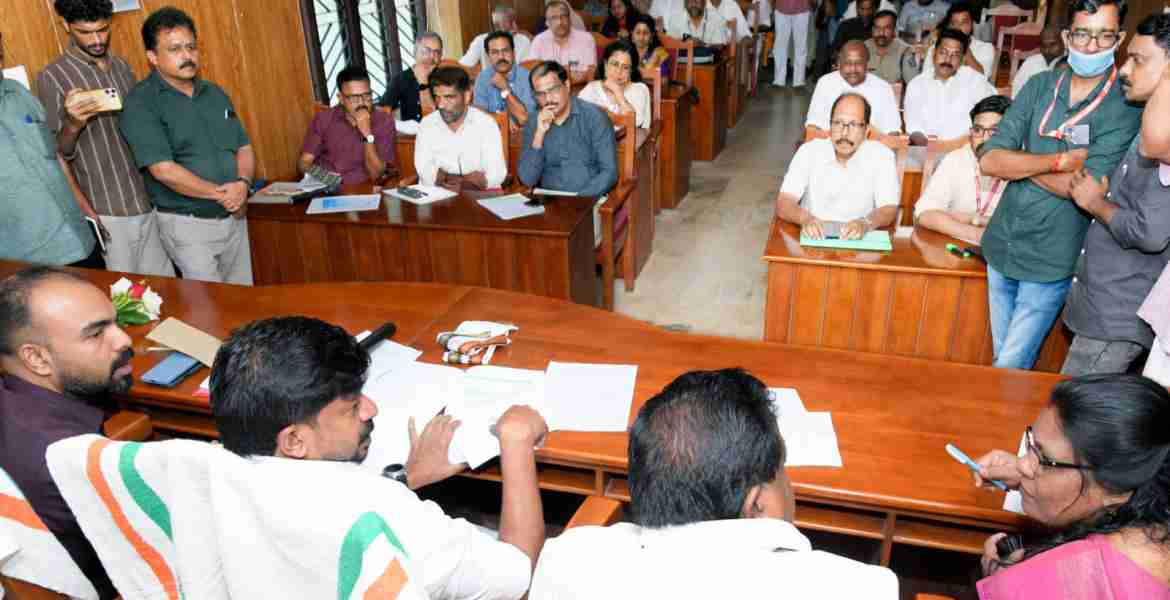 സഫാരി പാര്‍ക്ക്; പ്രവര്‍ത്തനങ്ങള്‍ വേഗത്തിലാക്കും- മന്ത്രി ഒ ജെ ജനീഷ്