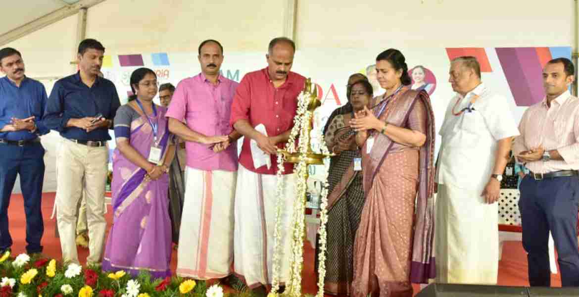 കല്ല്യാട് അന്താരാഷ്ട്ര ആയുർവേദ ഗവേഷണ കേന്ദ്രം ഉദ്ഘാടനം 25ന്  ആയുർവേദ എക്‌സ്‌പോയ്ക്ക് പോലീസ് മൈതാനിയിൽ തുടക്കമായി