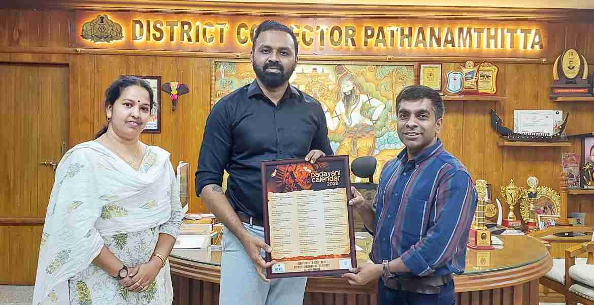 ജില്ലാ ടൂറിസം പ്രമോഷന്‍ കൗണ്‍സില്‍ തയാറാക്കിയ പടയണി കലണ്ടര്‍ ജില്ലാ കലക്ടര്‍ എസ് പ്രേം കൃഷ്ണന്‍ പ്രകാശനം ചെയ്യുന്നു