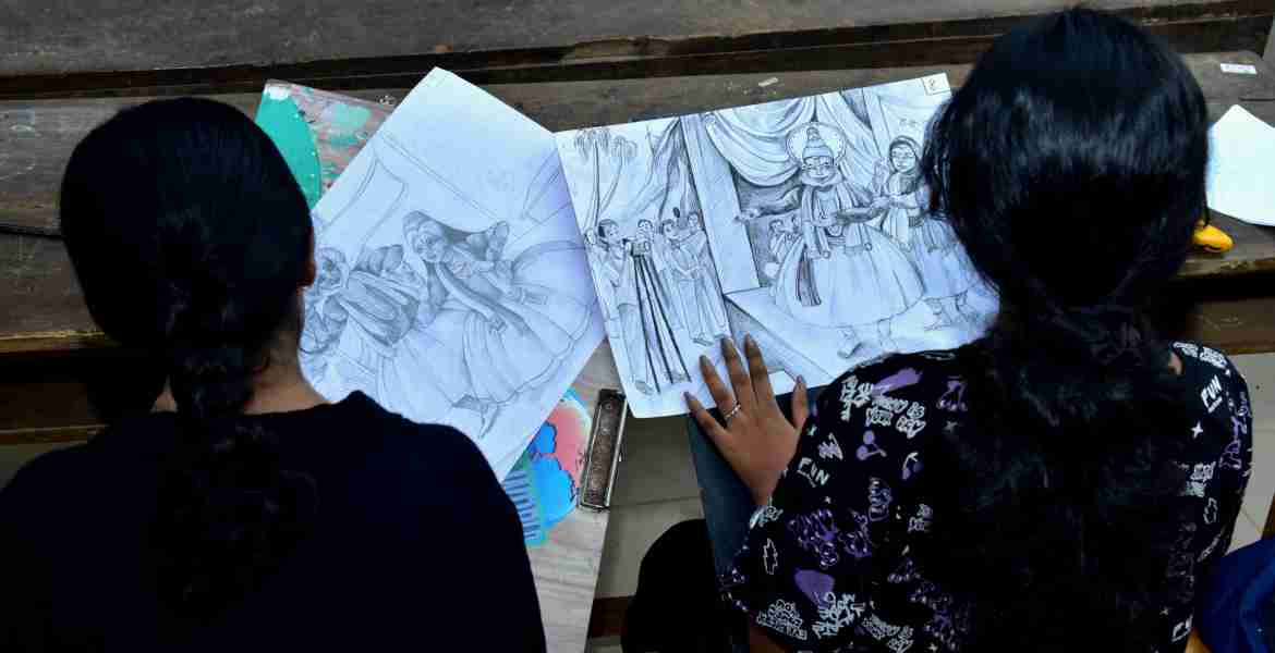 എന്റെ കേരളം പരിപാടിയുടെ ഭാഗമായി കണ്ണൂർ കോർപ്പറേഷൻ പരിധിയിൽ വരുന്ന വിദ്യാർത്ഥികൾക്കായി കണ്ണൂർ മുൻസിപ്പൽ ഹയർ സെക്കൻഡറി സ്കൂളിൽ  സംഘടിപ്പിച്ച ചിത്രരചന മത്സരത്തിൽ നിന്ന്