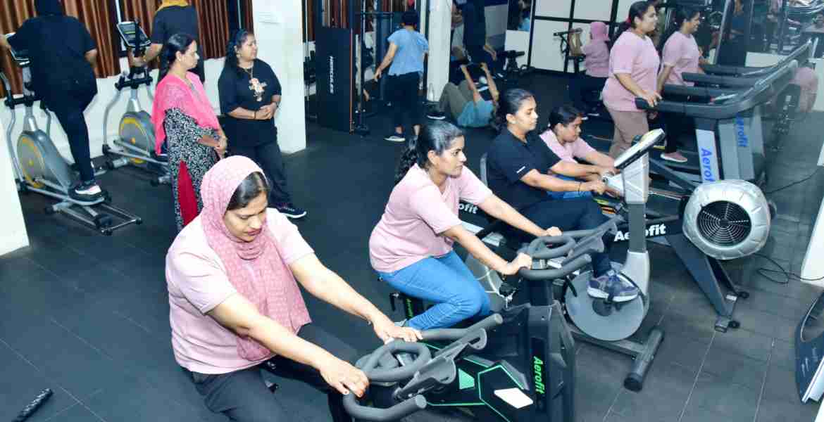 കല്യാശ്ശേരി ബ്ലോക്ക്പഞ്ചായത്തിന്റെ വാര്‍ഷിക പദ്ധതിയില്‍ ഉള്‍പ്പെടുത്തി ആവിഷ്‌കരിച്ച ഇരിണാവ് വനിതാ ഫിറ്റ്‌നെസ് സെന്റര്‍