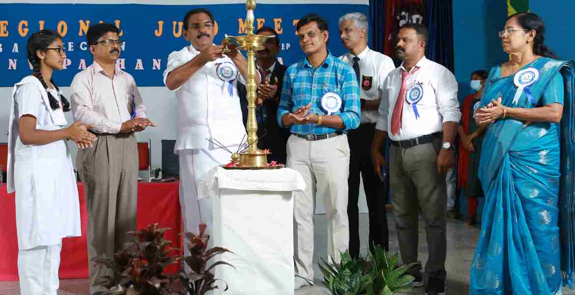റീജിയണല്‍ ജൂഡോമീറ്റ്  വെച്ചൂച്ചിറ ജവഹര്‍ നവോദയ വിദ്യാലയത്തില്‍ ആന്റോ ആന്റണി എംപി ഉദ്ഘാടനം ചെയ്യുന്നു