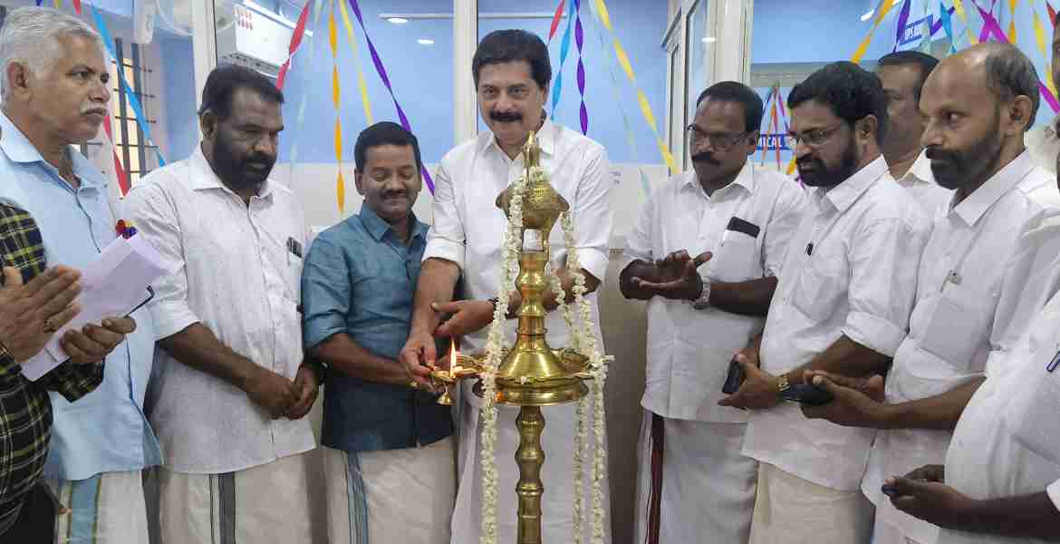 എൻ എ ബി എൽ അംഗീകാരം നേടിയ പമ്പ ജല പരിശോധന ലാബിന്റെ പ്രവർത്തനോദ്ഘാടനം പമ്പ വാട്ടർ അഥോറിറ്റി അങ്കണത്തിൽ നിർവഹിക്കുകയായിരുന്നു മന്ത്രി.