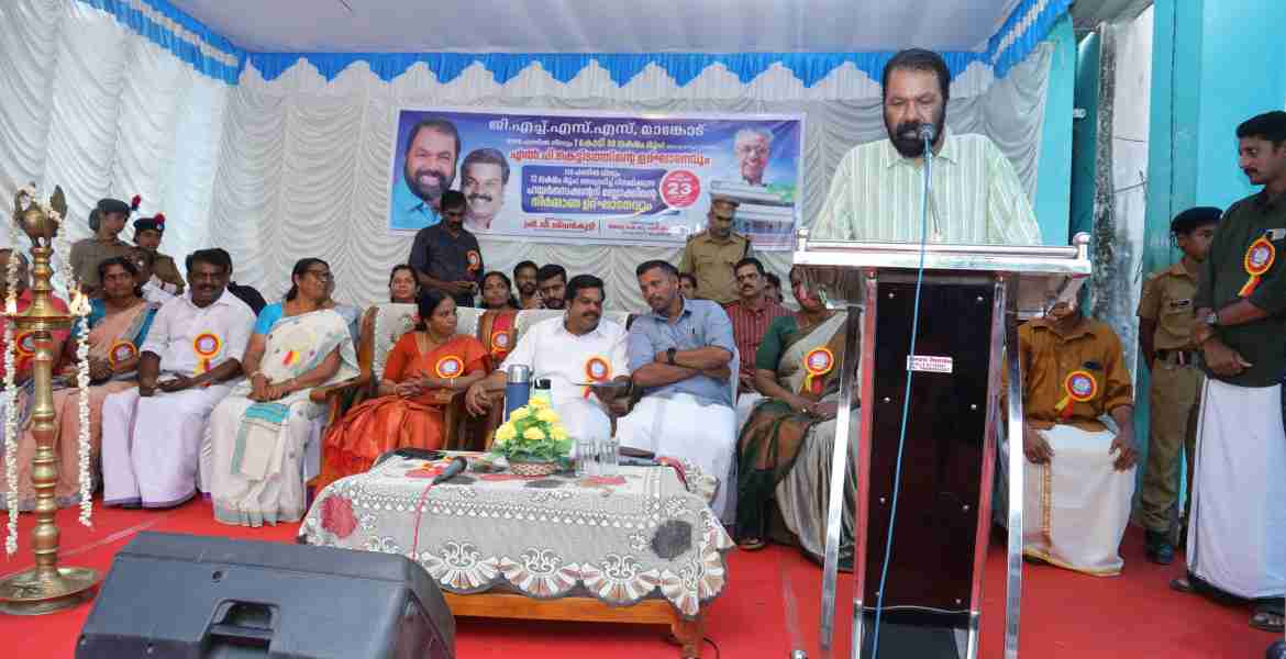  കലഞ്ഞൂര്‍ മാങ്കോട് സര്‍ക്കാര്‍ എച്ച് എസ് സ്‌കൂളിലെ എല്‍ പി കെട്ടിടത്തിന്റെ ഉദ്ഘാടനവും പുതിയ ഹയര്‍സെക്കന്‍ഡറി ബ്ലോക്ക് നിര്‍മാണോദ്ഘാടനവും മന്ത്രി വി ശിവന്‍കുട്ടി നിര്‍വഹിക്കുന്നു