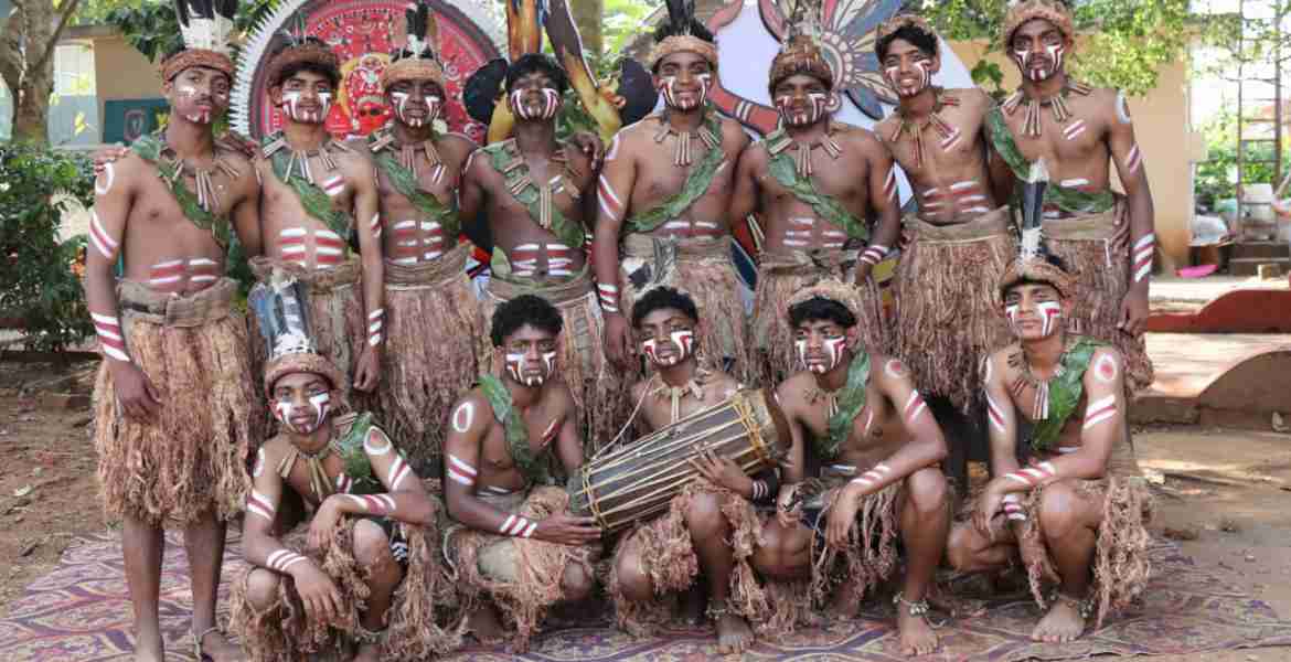 സർഗോത്സവം 2025; ചിലപ്പതികാരത്തിന്റെ നേർക്കാഴ്ചയൊരുക്കി മന്നാൻകൂത്ത്