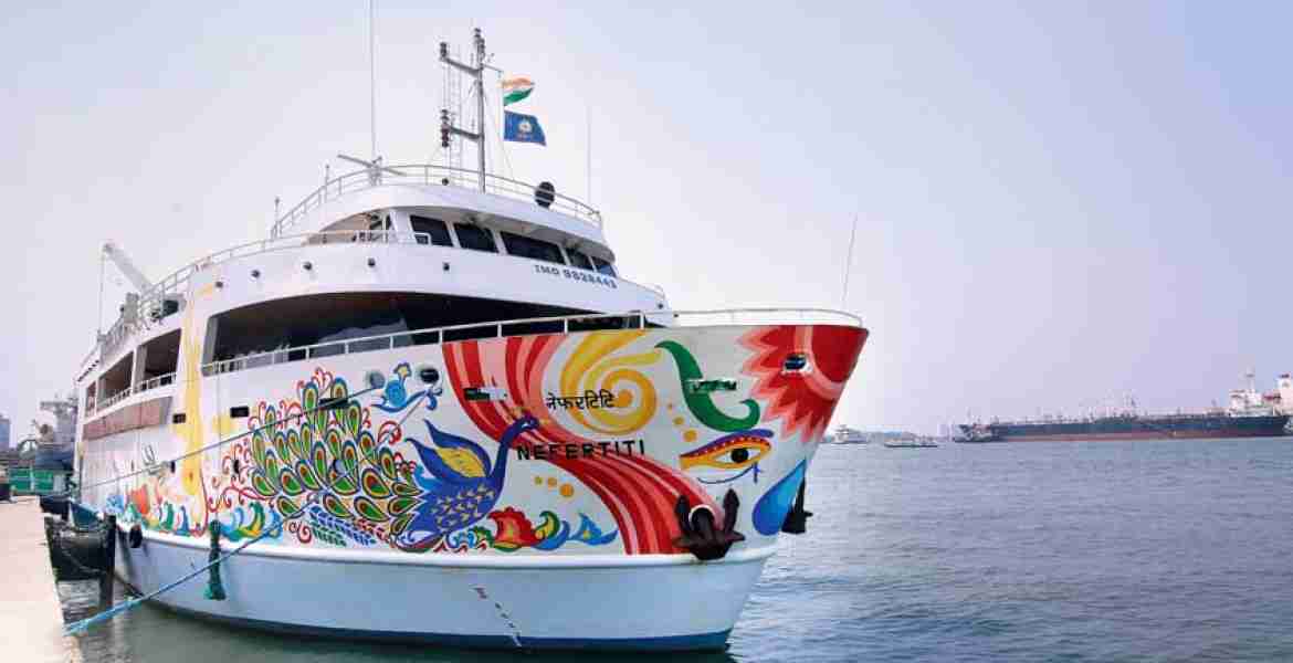 Nefertiti cruise