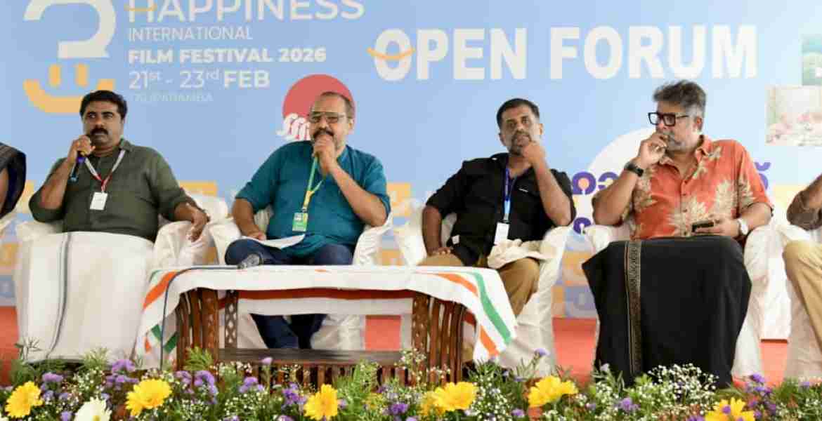 വിദ്വേഷത്തിന്റെ രാഷ്ട്രീയത്തെ അപകടകരമായി ലയിപ്പിച്ചിരിക്കുന്ന സിനിമയെ നവോത്ഥാന മുല്യങ്ങളിലൂടെ പ്രതിരോധിക്കണം