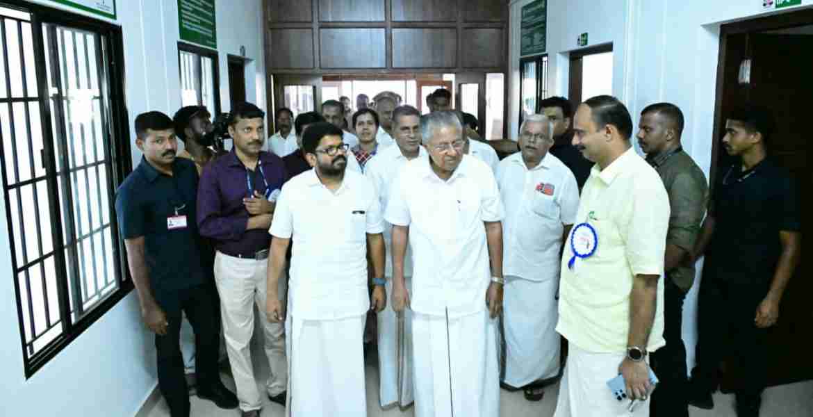 കേരളത്തിന്റെ ആയുർവ്വേദ പാരമ്പര്യത്തെ ലോകം ശ്രദ്ധിക്കുന്ന നിലയിലേക്ക് ഉയർത്തി: മുഖ്യമന്ത്രി