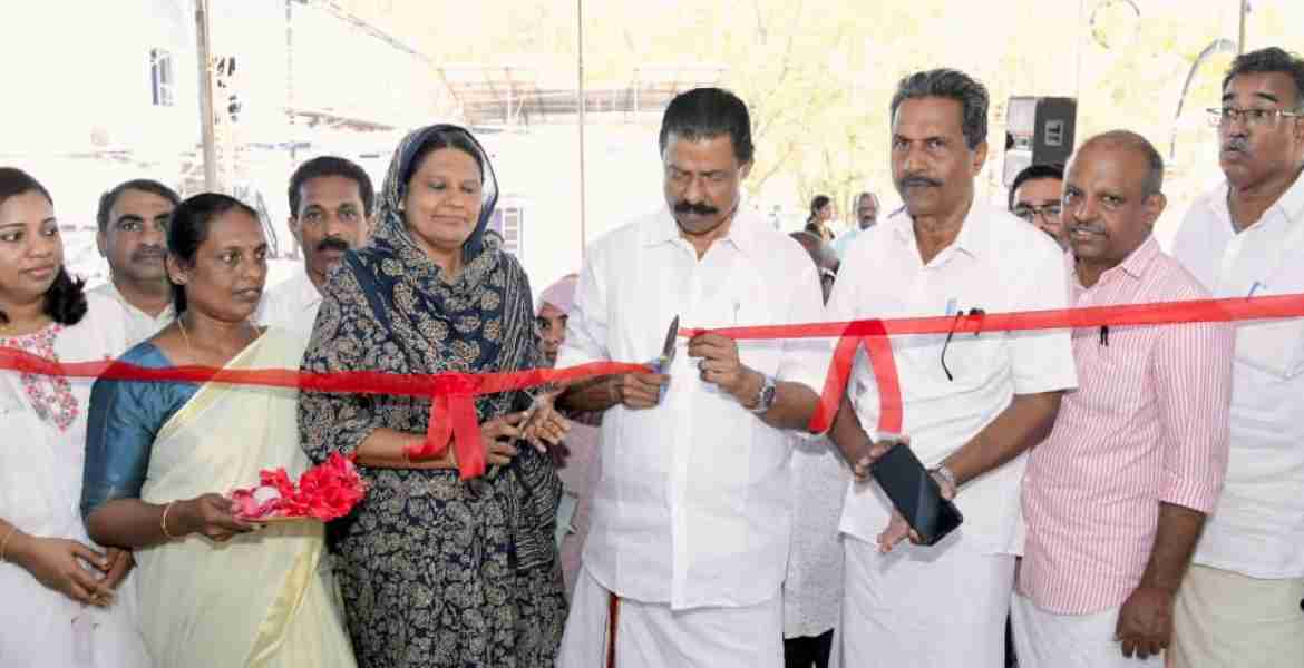 പരിയാരം കുടുംബാരോഗ്യ കേന്ദ്രം നാടിന് സമർപ്പിച്ചു