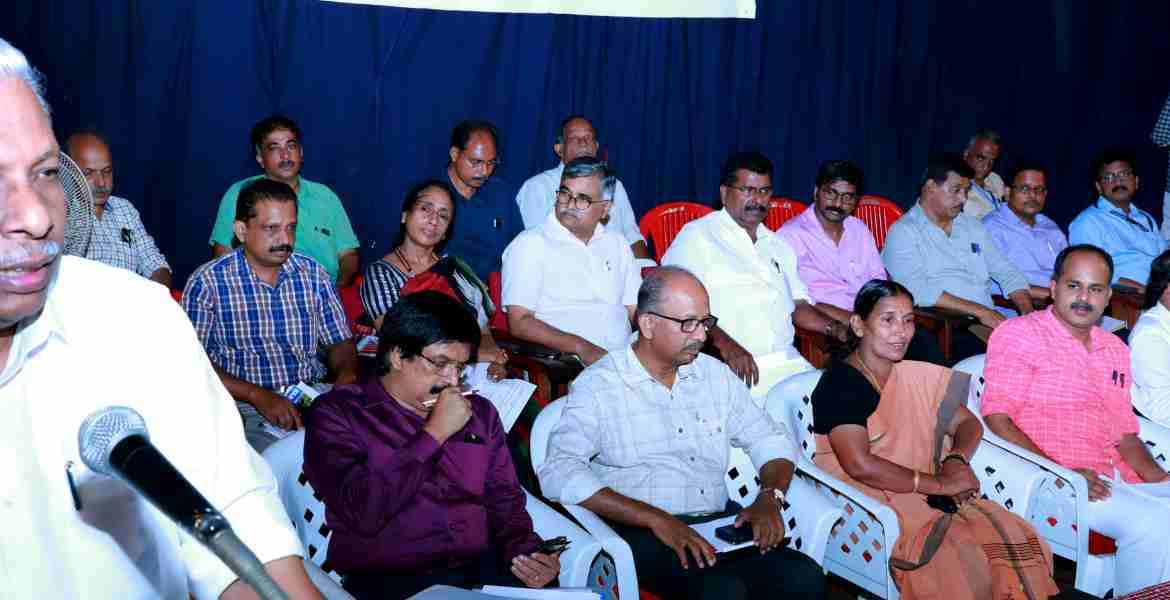 കാസര്‍കോട്, കണ്ണൂര്‍, വയനാട്, കോഴിക്കോട് ജില്ലകളിലെ തദ്ദേശ സ്ഥാപന അധ്യക്ഷന്‍മാരുടെ യോഗം