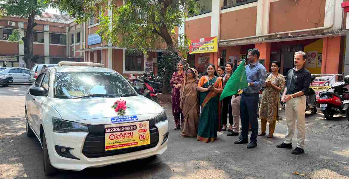 സഖി വൺസ്റ്റോപ്പ് സെന്ററിന്റെ വാഹനം ഫ്ളാഗ് ഓഫ് ചെയ്തു