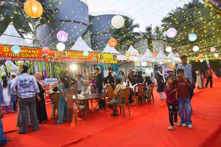 ബേപ്പൂർ വാട്ടർ ഫെസ്റ്റിന്റെ ഭാഗമായി ഒരുക്കിയ ഭക്ഷ്യമേള