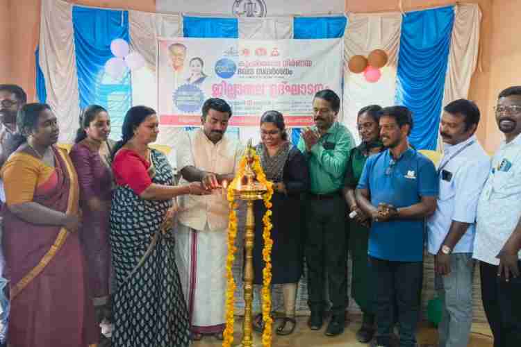 കുഷ്ഠരോഗ നിര്‍മാര്‍ജനത്തിന്റെ ഭാഗമായുളള ഭവന സന്ദര്‍ശനത്തിന്റെ ജില്ലാതല ഉദ്ഘാടനം കുളനട വ്യാപാര ഭവനില്‍ ഗ്രാമപഞ്ചായത്ത് പ്രസിഡന്റ് പോള്‍ രാജന്‍ നിര്‍വഹിക്കുന്നു