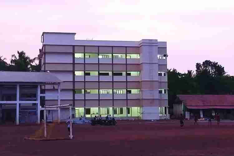 പൊതുവിദ്യാഭ്യാസ സംരക്ഷണയജ്ഞത്തിന്റെ ചായോത്ത് ജിഎച്ച്എസ്എസില്‍ നിര്‍മ്മാണം നടക്കുന്ന പുതിയ സ്‌കൂള്‍ കെട്ടിടം.