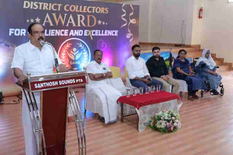 ലക്ടേർസ് റസിലിയൻസ് ആൻഡ് എക്സലൻസ് ' അവാർഡ് വിതരണ ചടങ്ങ് ഉദ്ഘാടനം