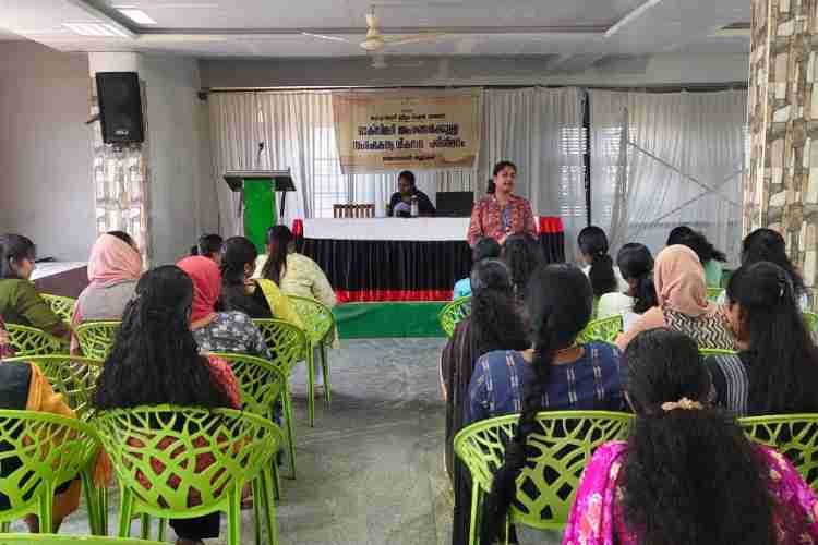 കുടുംബശ്രീ ജില്ലാ മിഷന്റെ നേതൃത്വത്തിൽ ഓക്സിലറി ഗ്രൂപ്പ്‌ അംഗങ്ങൾക്കായി മാനന്തവാടി ഗ്രീൻസ് റെസിഡൻസിയിൽ സംഘടിപ്പിച്ച സംരംഭകത്വ  പരിശീലന പരിപാടി