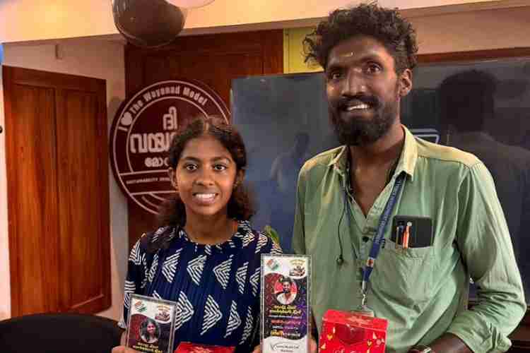നിയമസഭാ തെരഞ്ഞെടുപ്പിനോടനുബന്ധിച്ച് ജില്ലാ ഭരണകൂടം സംഘടിപ്പിച്ച വോട്ട് ചിലപ്പ് ഓൺലൈൻ ക്വിസ് മത്സരത്തിലെ വിജയികൾ