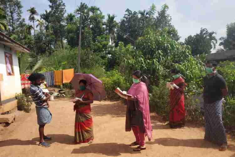 ആശാ വര്‍ക്കര്‍മാര്‍ 