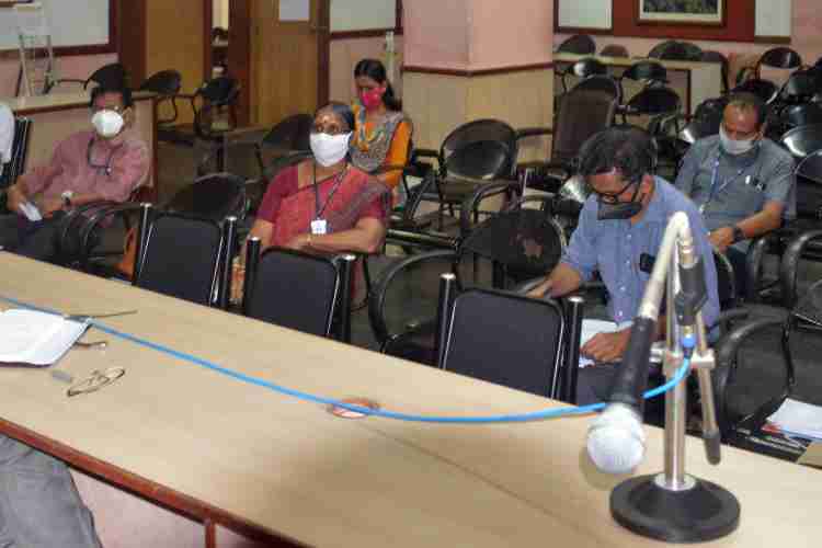 ജില്ലാ കളക്ടറുടെ അധ്യക്ഷതയില്‍ കളക്ടറേറ്റ് കോണ്‍ഫറന്‍സ് ഹാളില്‍ നടന്ന ജലജീവന്‍ മിഷന്‍ യോഗത്തില്‍ നിന്ന്