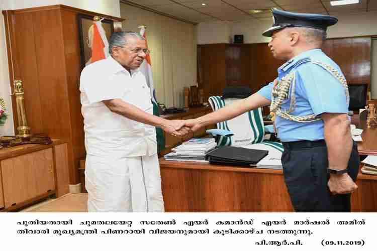 Air Marshal Amit Tiwari meets Chief Minister Pinarayi Vijayan 