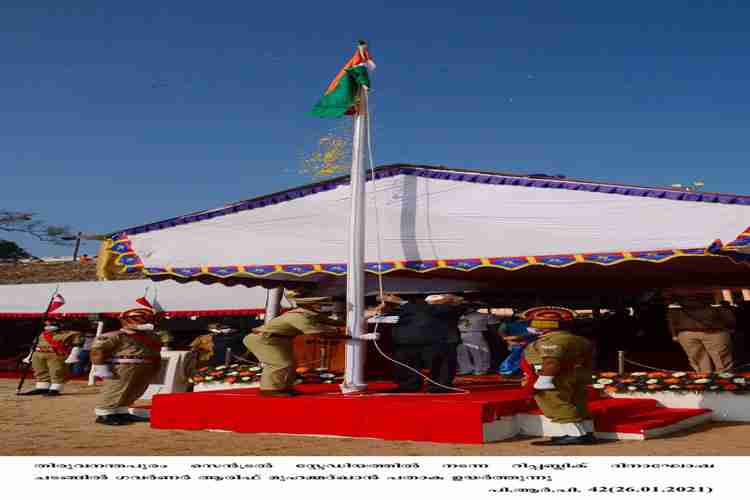 Governor Arif Mohammed Khan hoists flag at Central stadioum  as part of Republic day celebrations